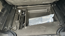 Land Rover Defender 3.0 D250 X-Dynamic SE 110 5dr Auto Diesel Estate